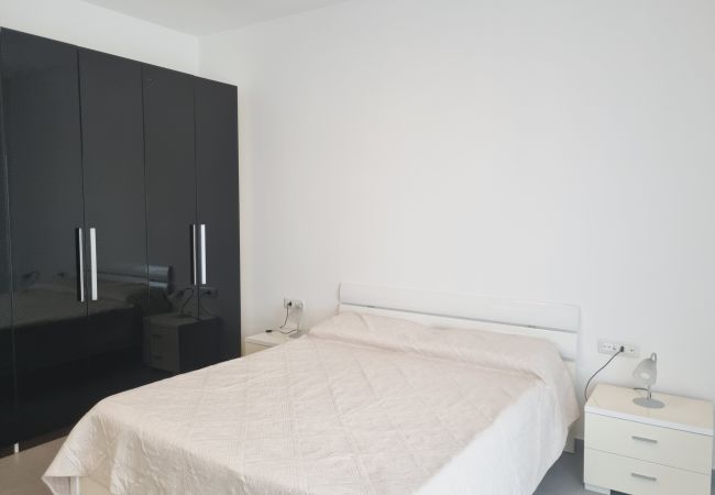 Appartamento a Capo Rizzuto - Appartamento con Terrazzo Super Accessoriato : Pesce Spada