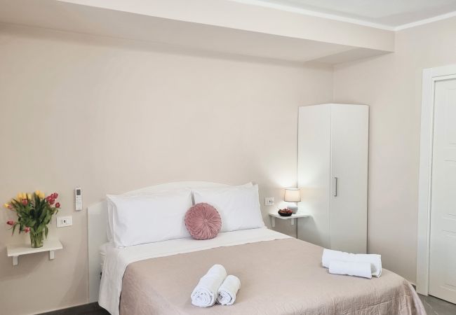 Affitto per camere a Isola di Capo Rizzuto - Bed & Breakfast  Il Sogno di Ulisse | Calipso