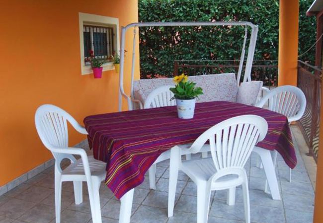 Chalet in Isola di Capo Rizzuto - HOLIDAY HOME WITH GARDEN NEAR THE SEA 