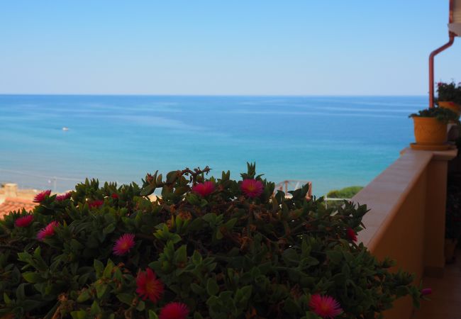 Apartment in Isola di Capo Rizzuto - CALABRIA HOLIDAY RENTALS