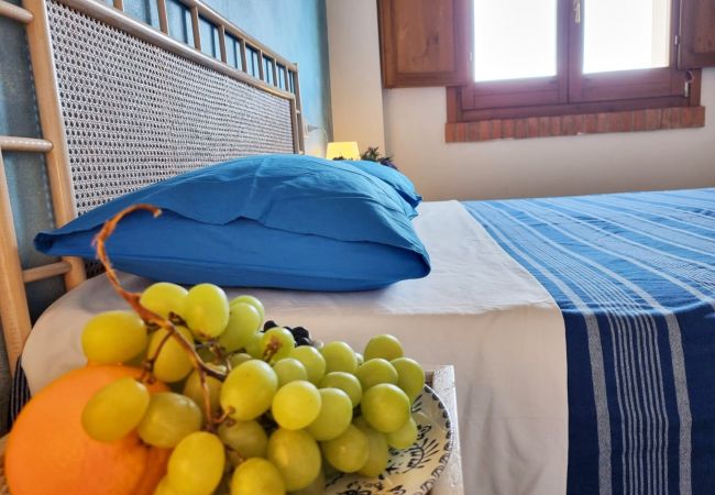 Residence in Isola di Capo Rizzuto - BARKO BILO VISTA GIARDINO |VACANZE MARE LE CASTELLA