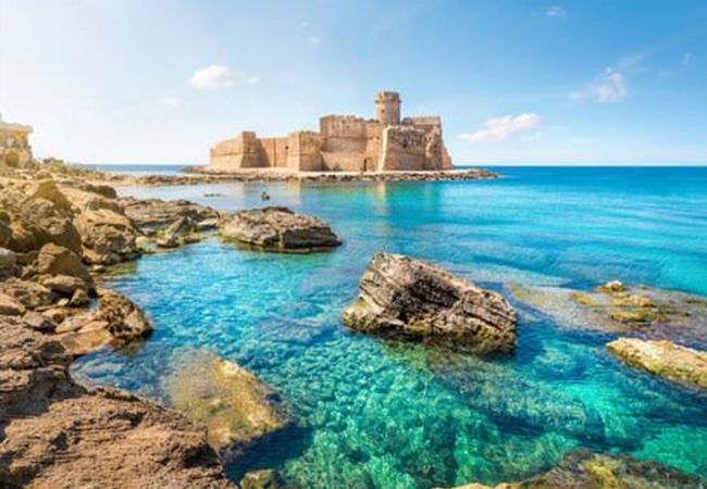 Apartment in Le Castella - CASA VACANZE BELVEDERE|VACANZE MARE LE CASTELLA