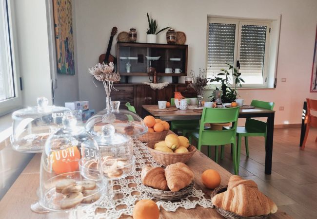 Rent by room in Isola di Capo Rizzuto - BED AND BREAKFAST TERRE JONICHE|CAMERA N.6