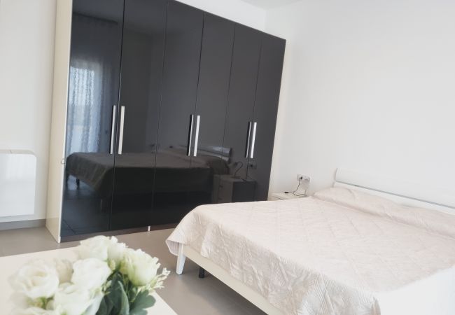 Apartment in Capo Rizzuto - Super-equipped apartment with terrace